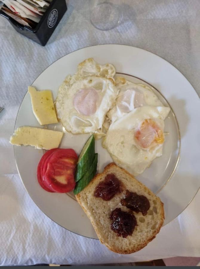 Hotel Vila Nino Berat Dış mekan fotoğraf
